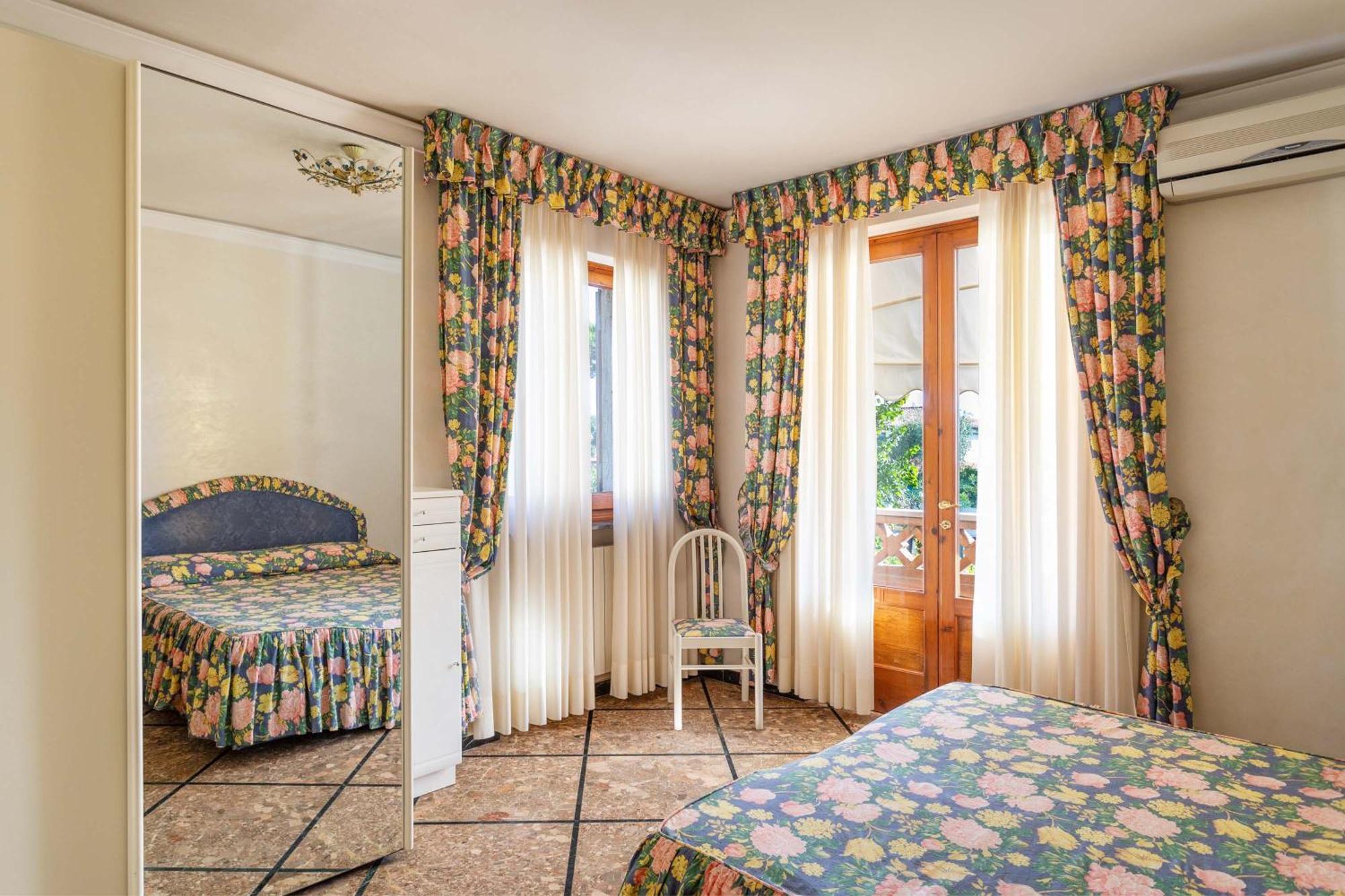 Hotel Sonia Форте-деи-Марми Экстерьер фото