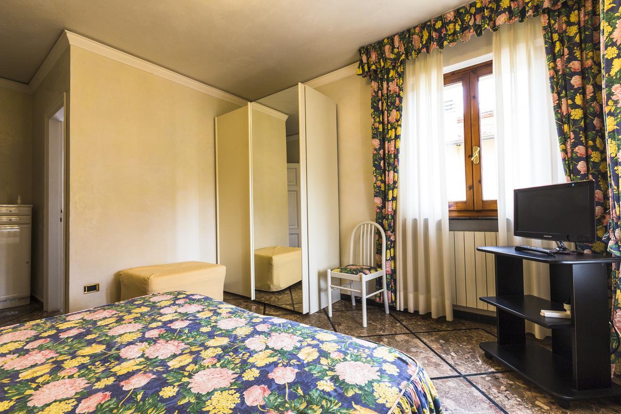 Hotel Sonia Форте-деи-Марми Экстерьер фото